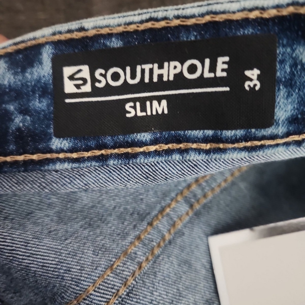 Young Mens Shorts - Picture 4 of 4